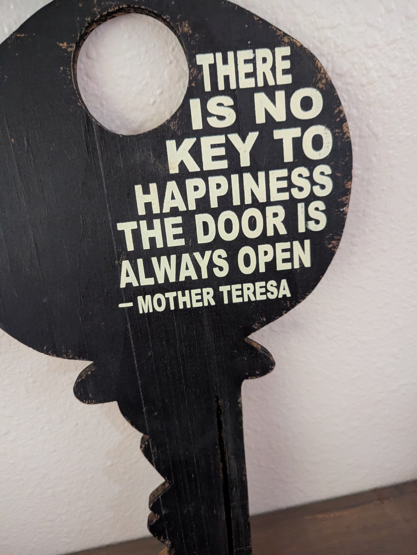 Vtg. Distressed Key Shape Wall Decor w/Quote