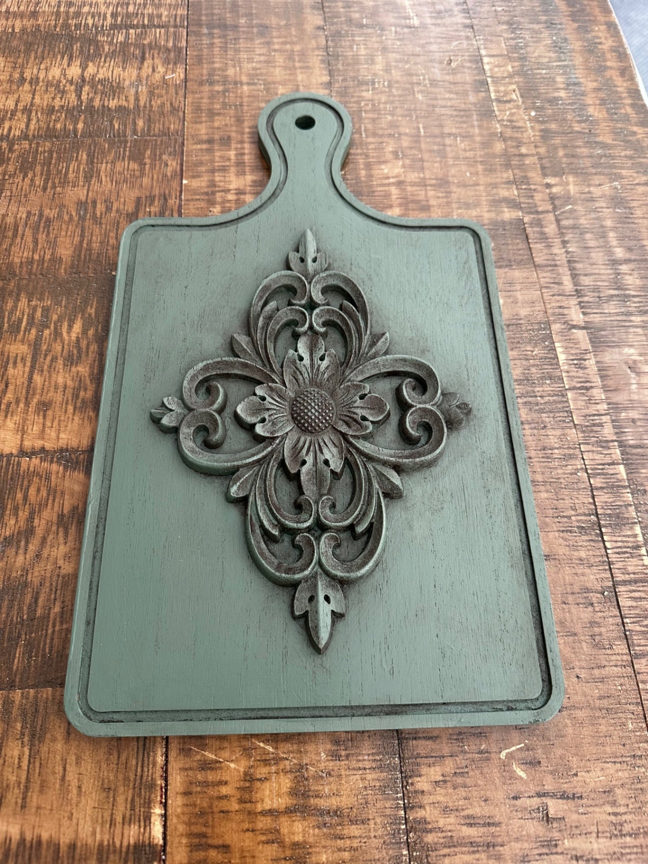 Green cutting board 