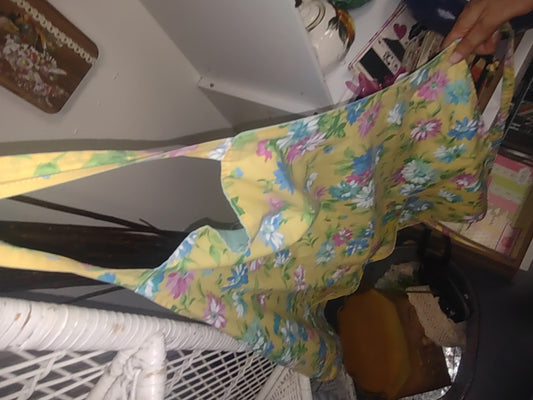 Apron yellow floral 