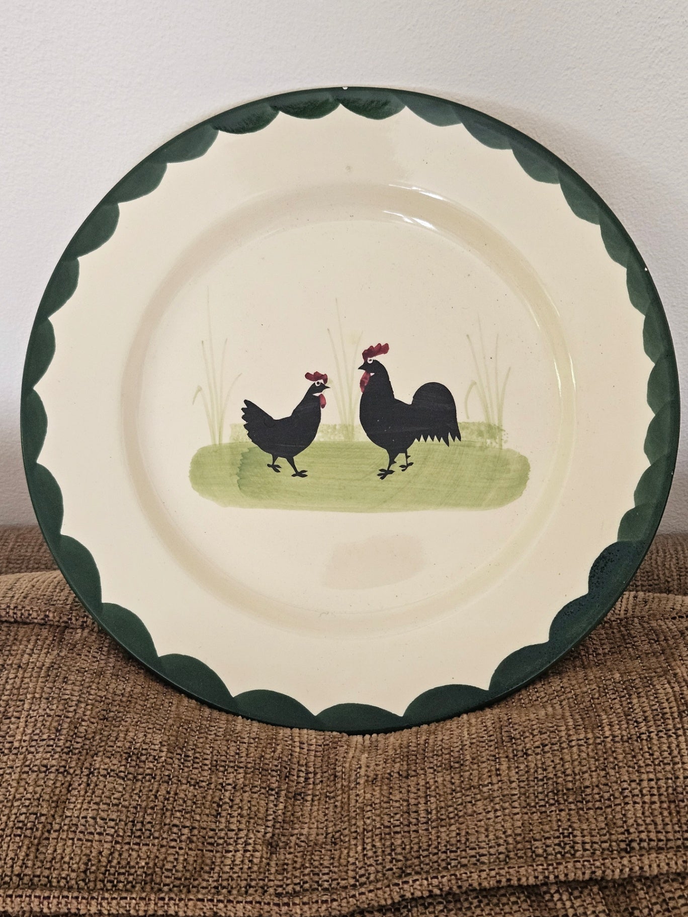 Vint Zell hen and rooster plate