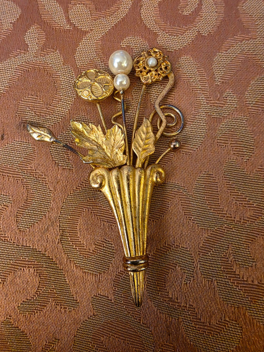 Jewelry VINTAGE CORNUCOPIA BROOCH.
