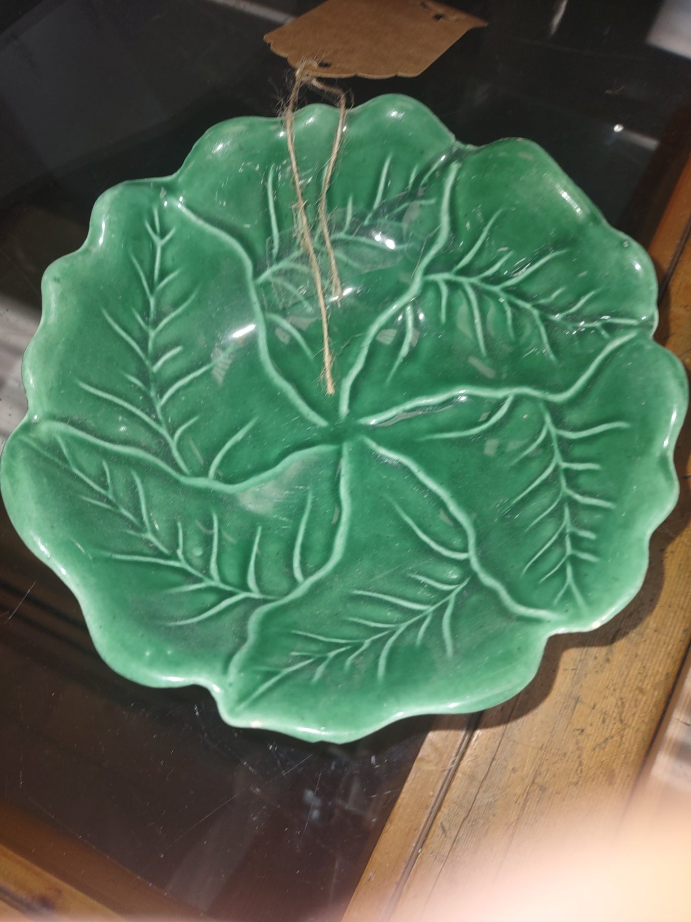 Green footed cabbage bowl