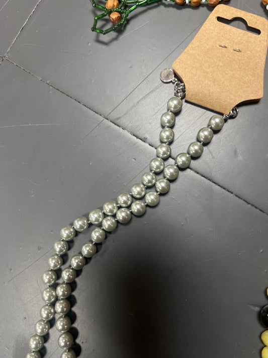 Jewelry pearl necklace 