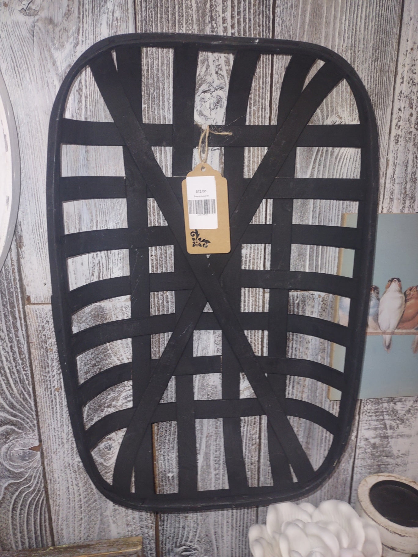 Black tabbaco basket 