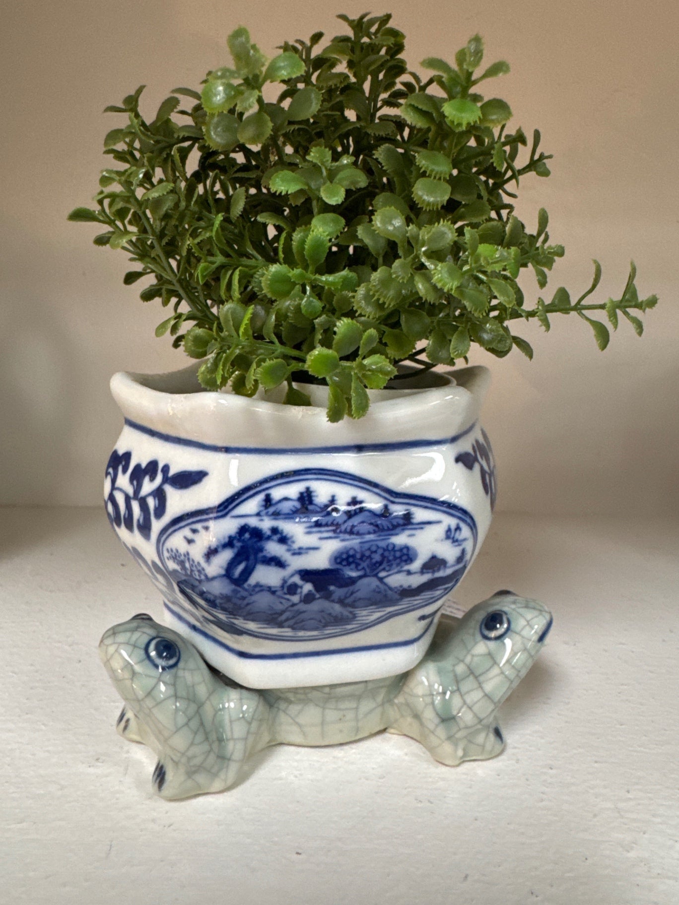 Vintage blue and white frog planter