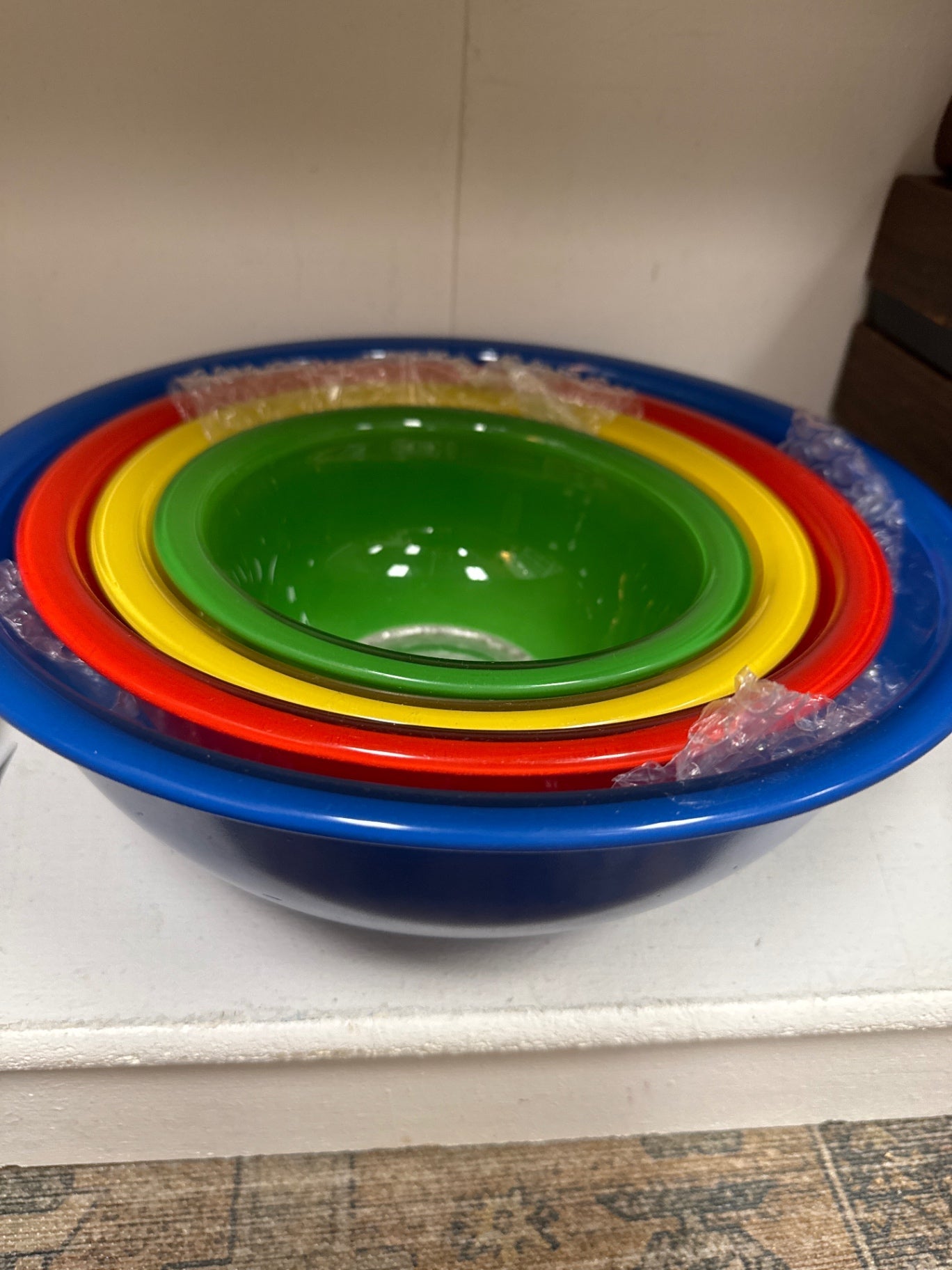 Set a 4 colored Pyrex bowls