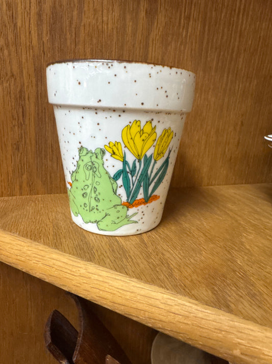 Frog and flower planter