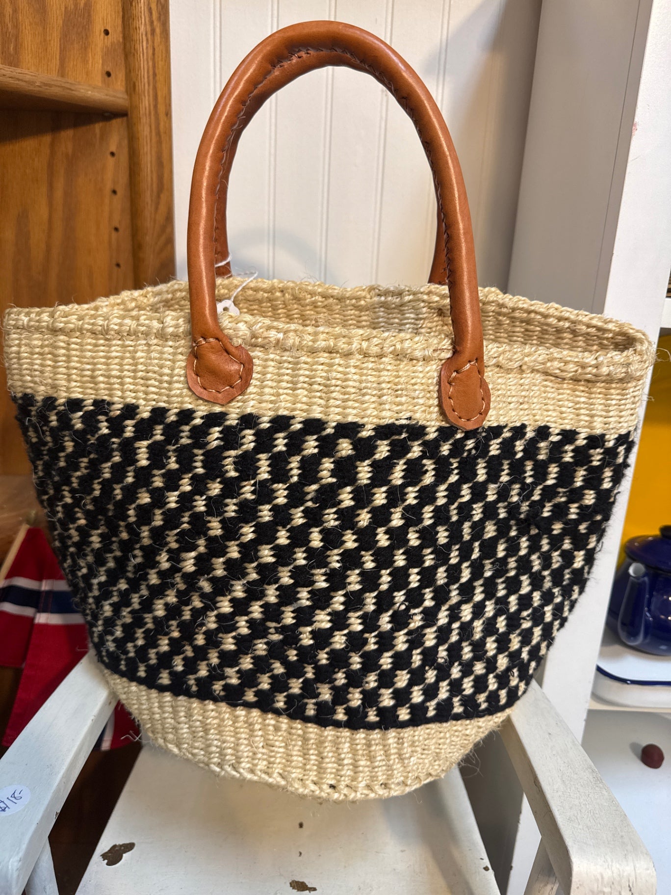 Jute tote with leather handles