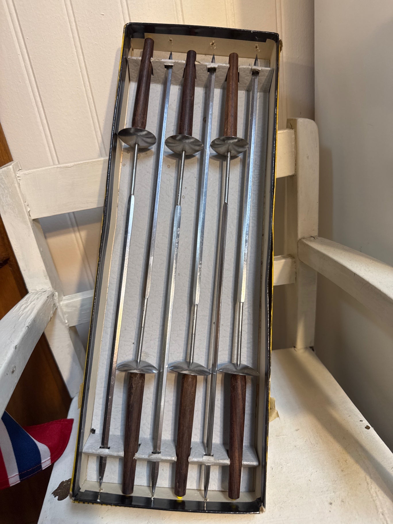 Skewer set mid tree modern