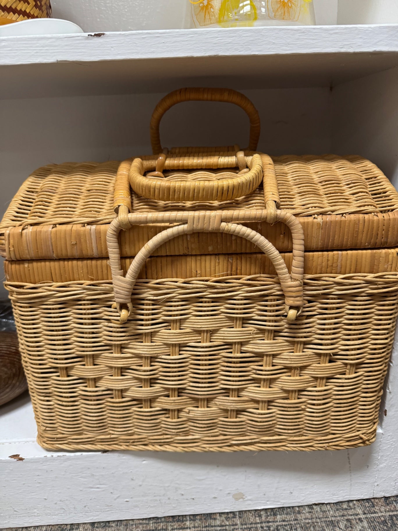 Picnic basket 