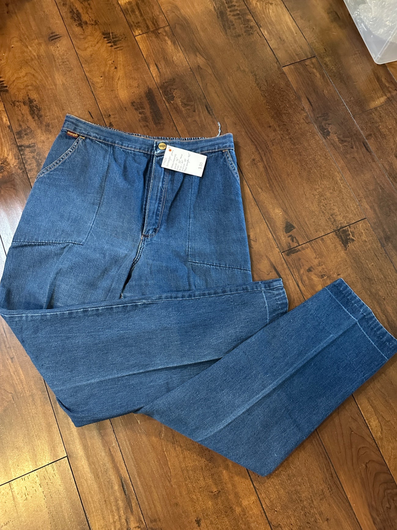 1980’s Wrangler slim cut jeans