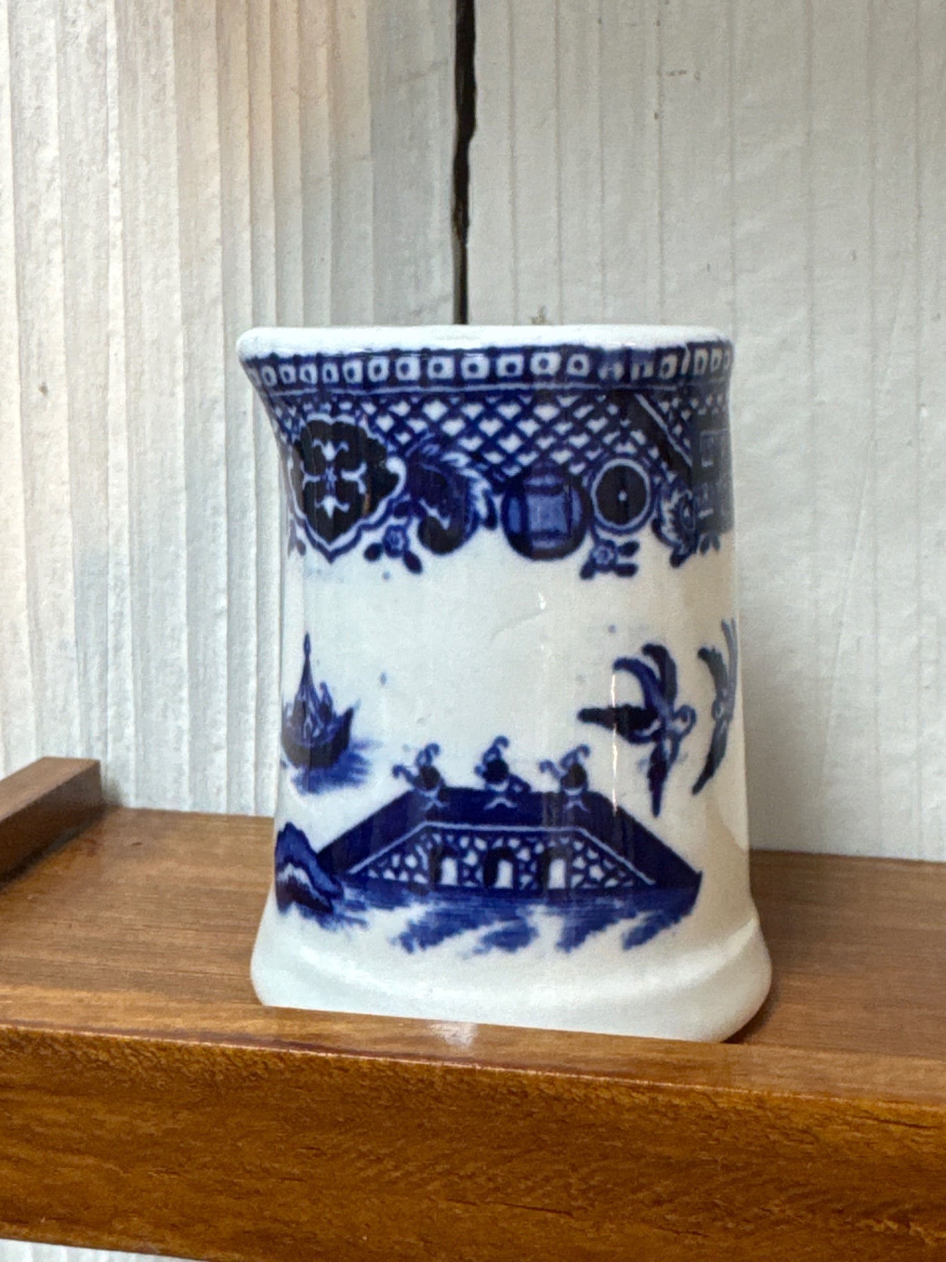 Individual creamer