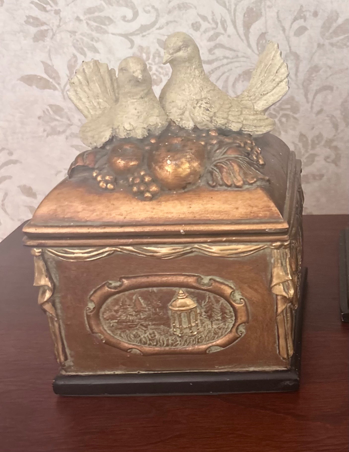 Small bird box