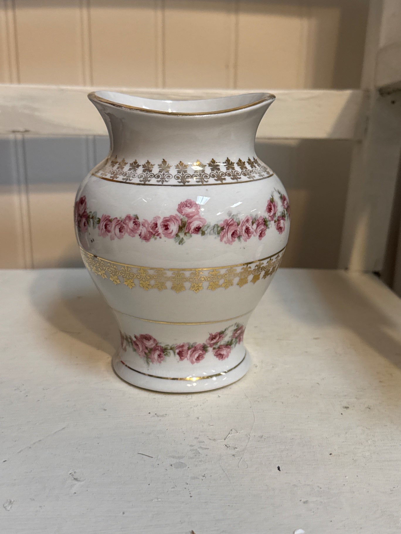 Homer Laughlin Rosa vase