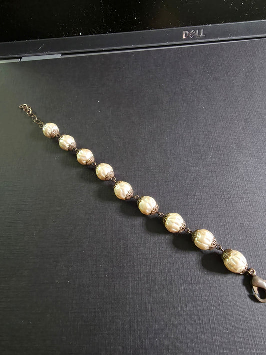 4B Brass bracelet w/vintage cream pearls