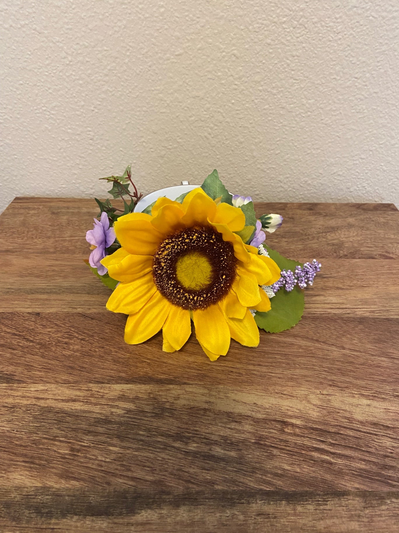 Teacup with Sunflower blossom and candle 4