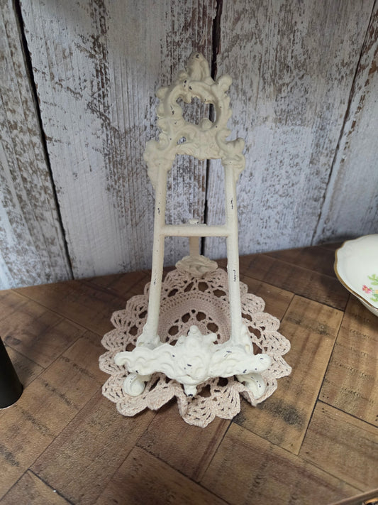 Cast iron plate holder 