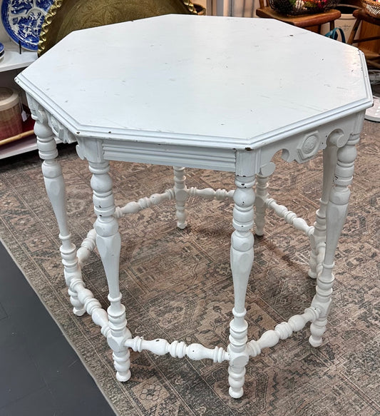 Fantastic Vintage octagonal white table