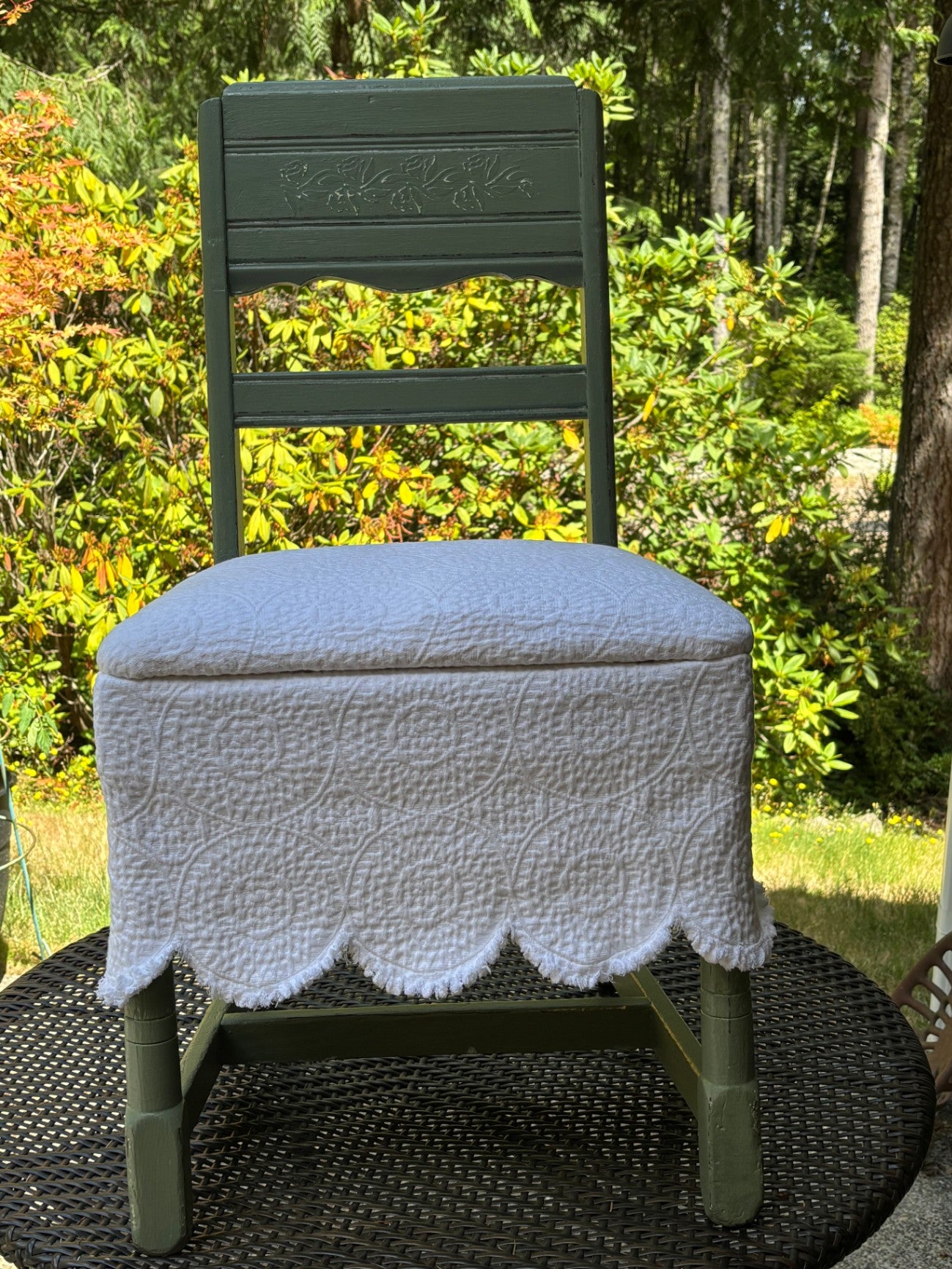 vintage green chair