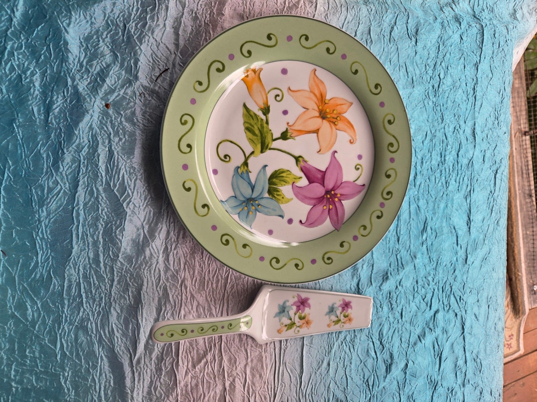 Godinger cake set