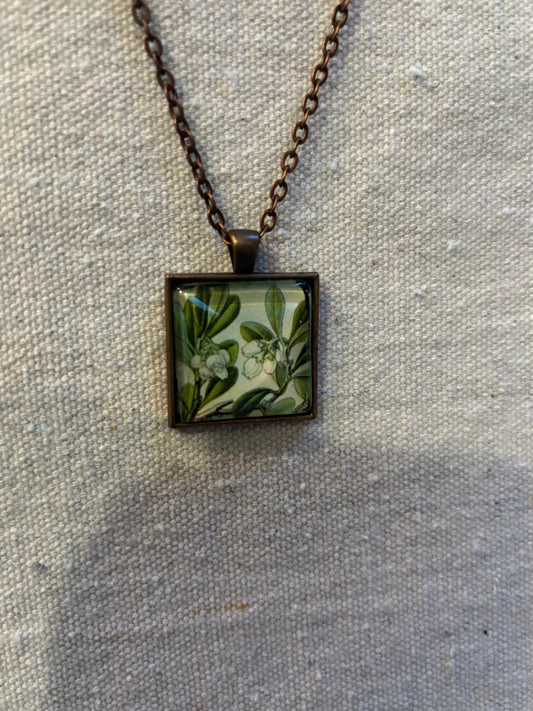 necklace botanical