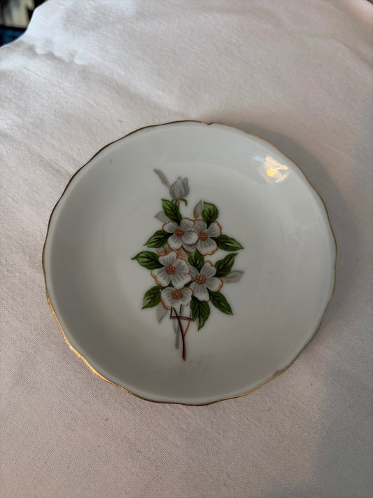 Antique 3 1/2” butter pat/trinket dish