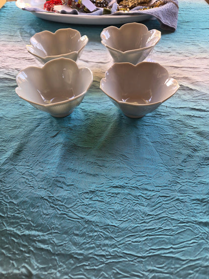For lotus flower bowls
