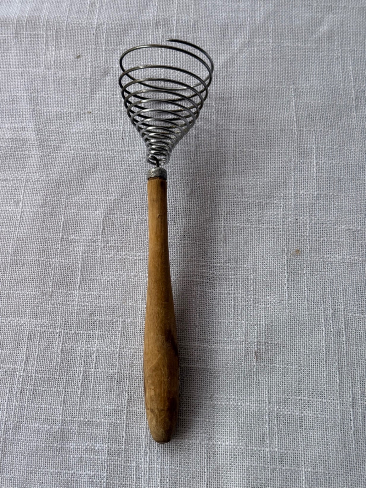 Vintage Wire Spiral Coil Whisk / Spring Beater with Wooden Handle
