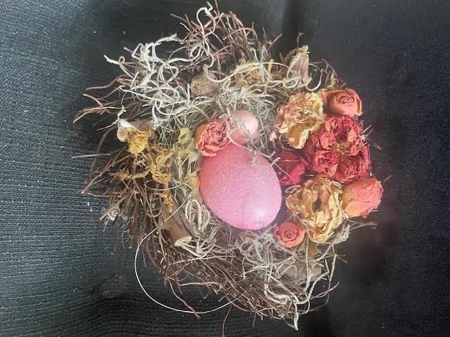 Nest with dried Roses and glittered Egg