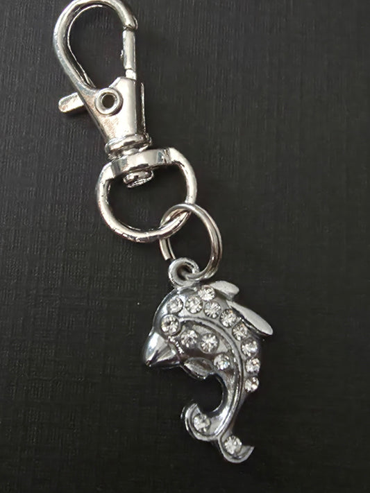 9c zipper pull  fish