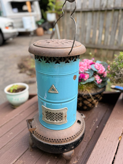 Vintage Perfection No. 460 Smokeless Oil Heater - Blue Porcelain Enamel Kerosene Stove