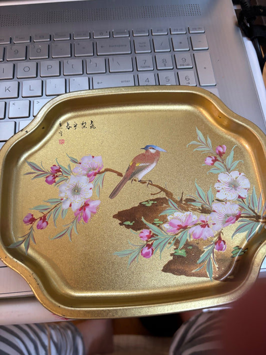 English tin tray
