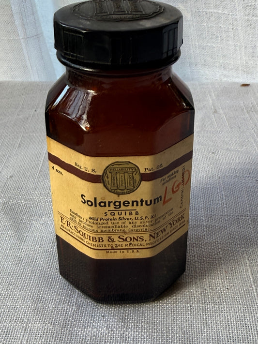 Rare Vintage 1930s E.R. Squibb & Sons Amber Glass Apothecary Bottle – Solargentum Mild Protein Silver (4 oz.)
