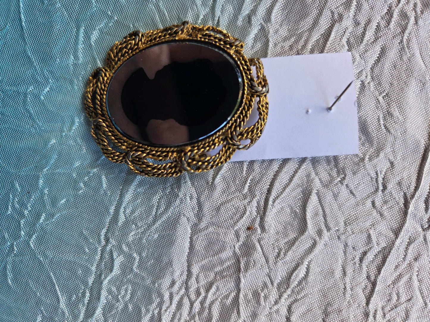 Silhouette cameo pin