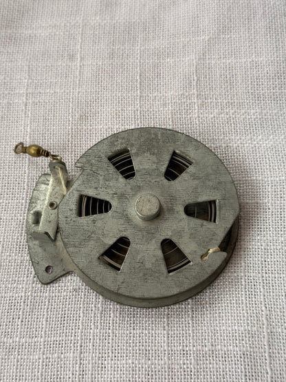 Vintage Mechanical Fisher Co. Automatic Fishing Reel - Little Rock Arkansas Pat. Pending