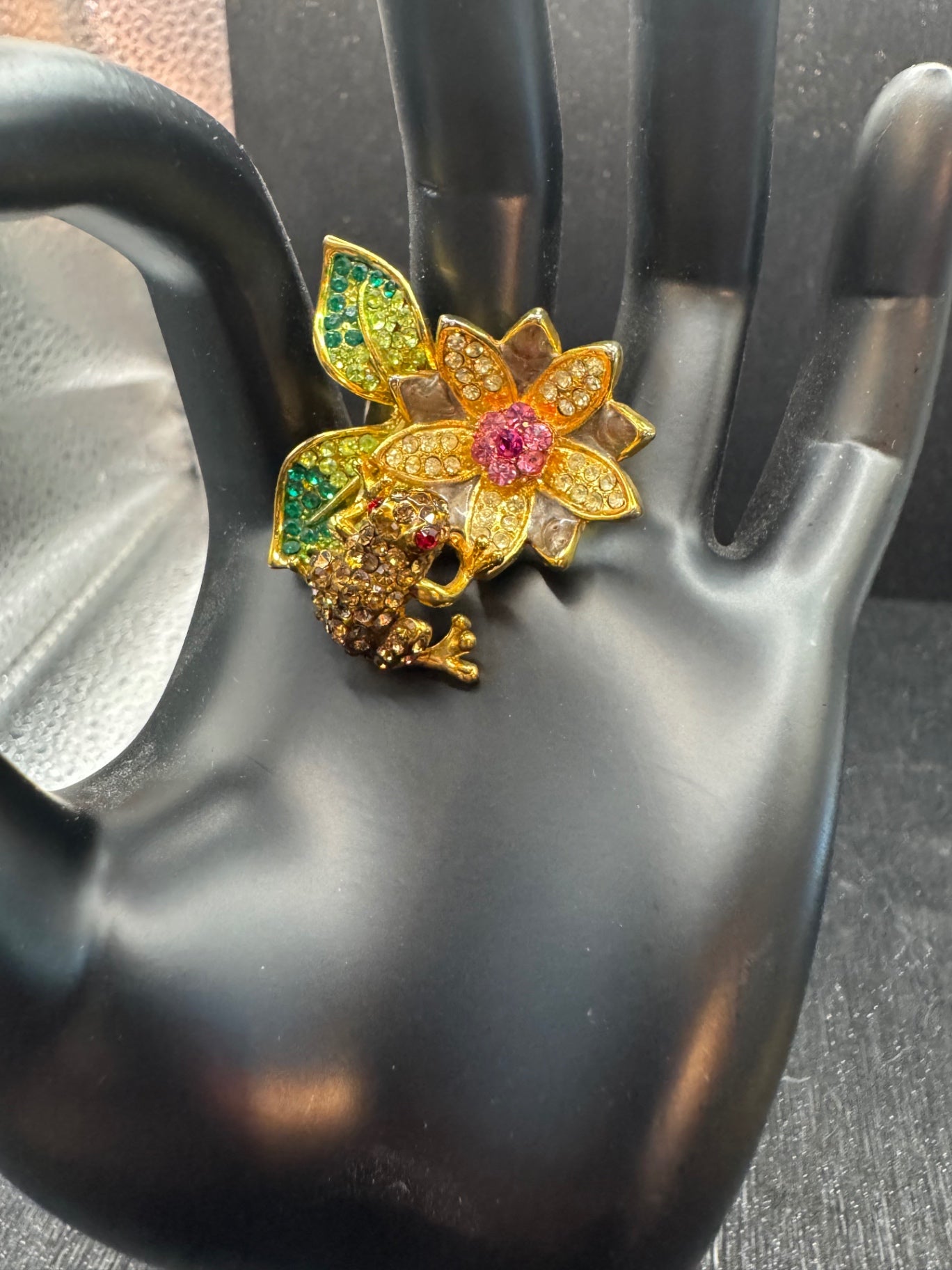 Frog and Flower Ring