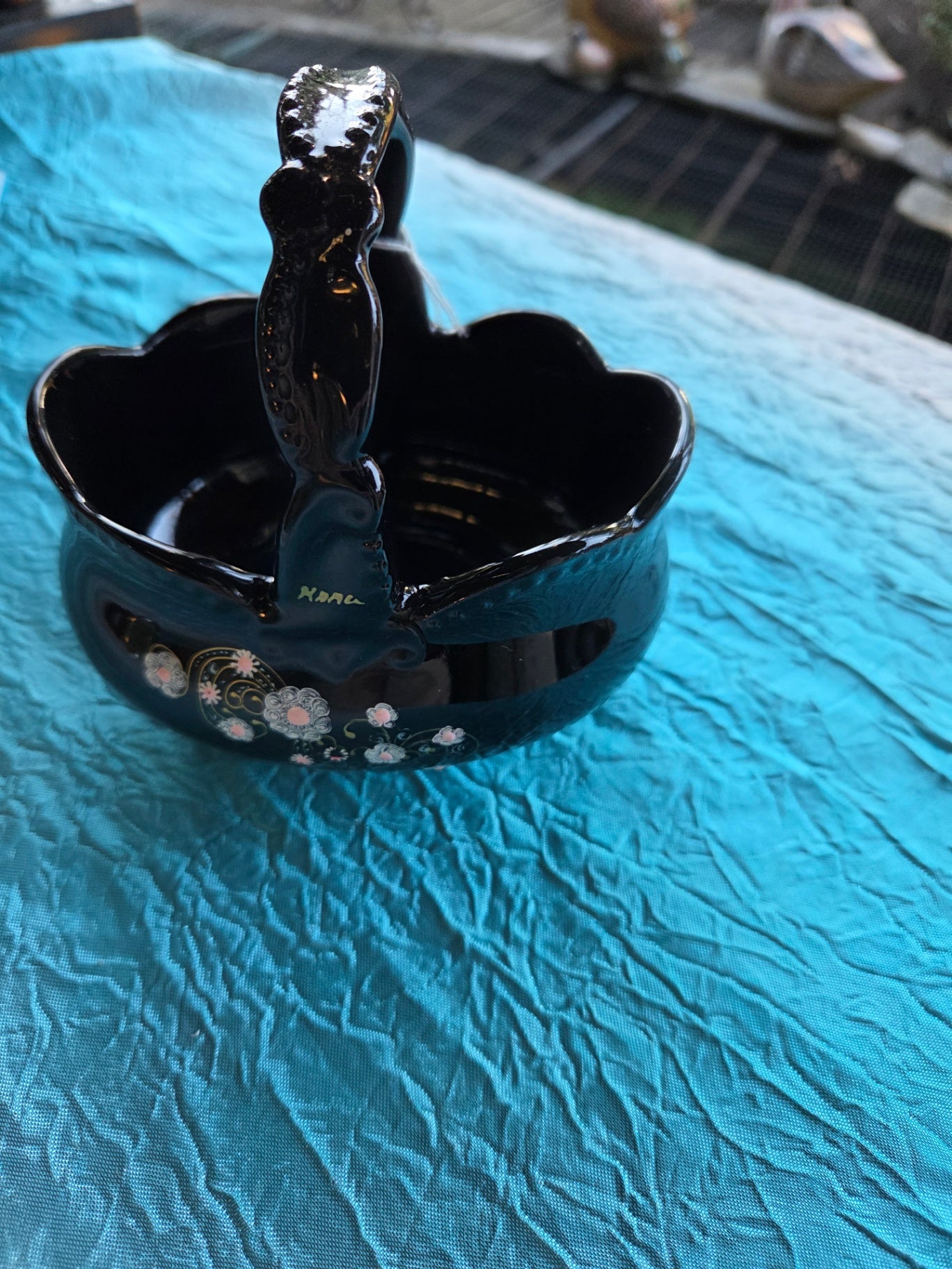 Payot of Paris basket
