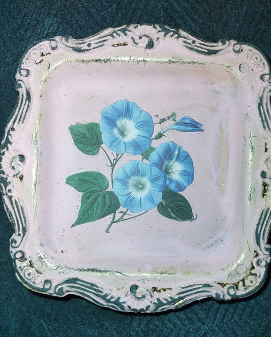 Magnets framed floral