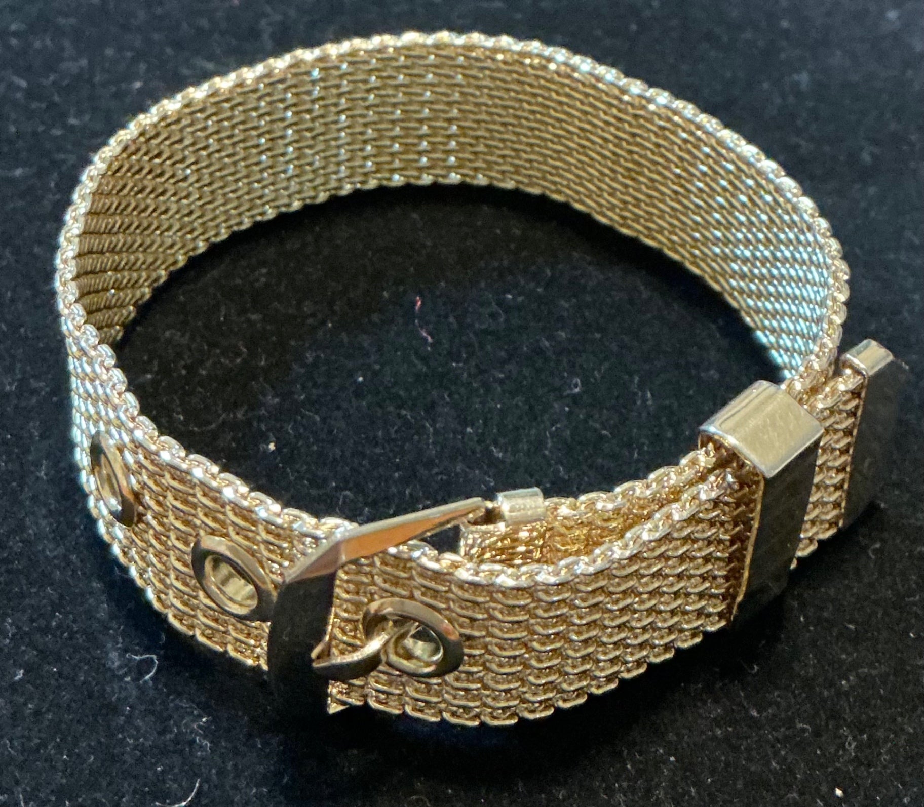VTG. Avon Mesh Bracelet