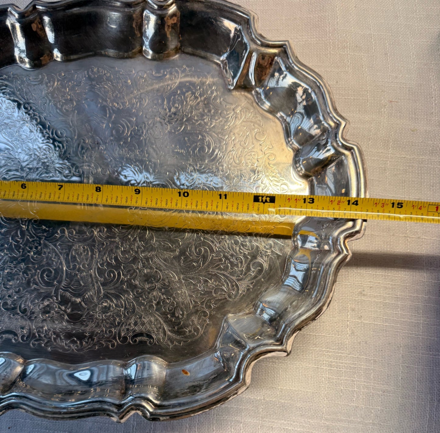 Vintage Wm. Rogers Silver-Plated Scalloped Oval Serving Tray