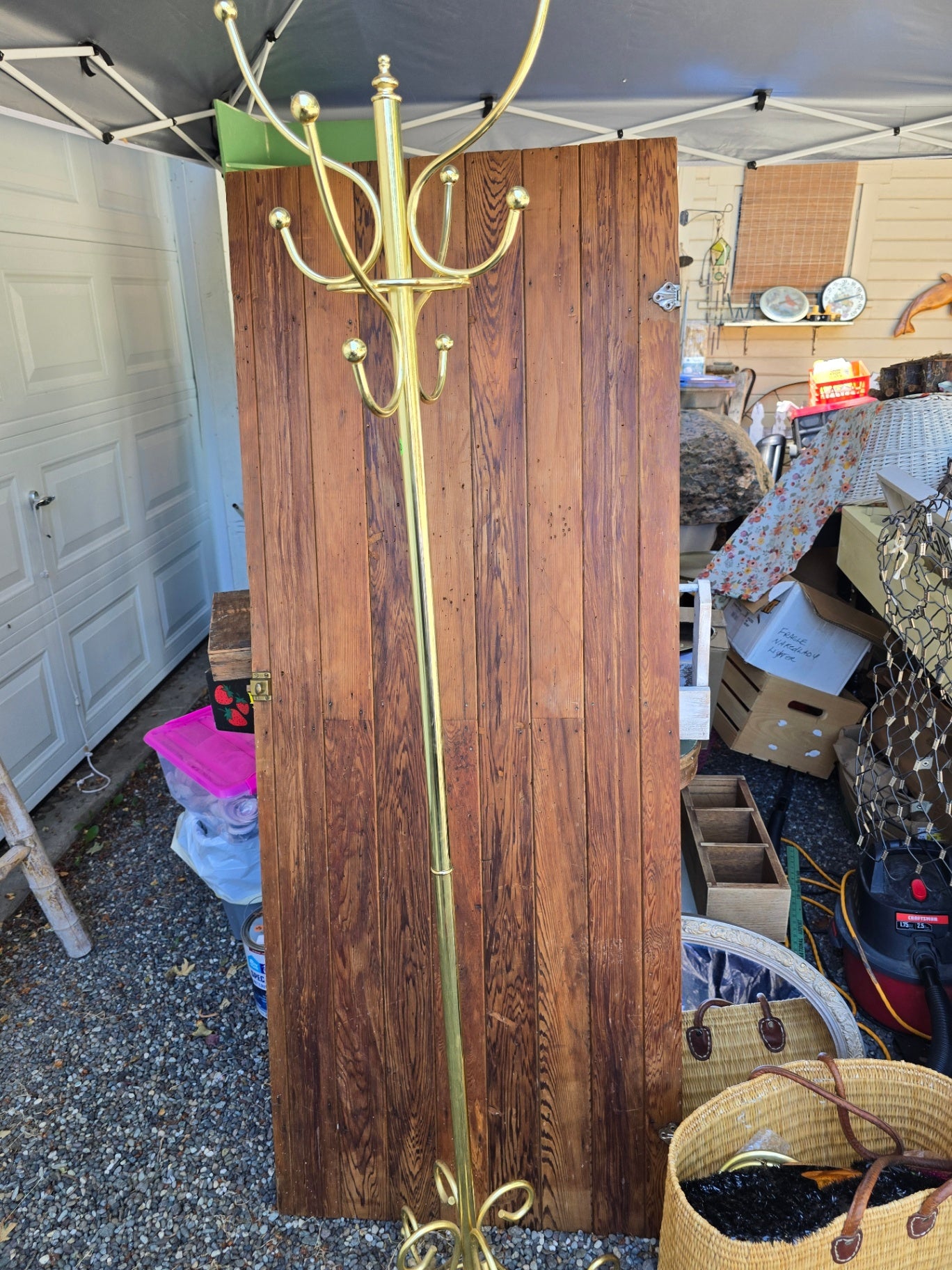 Standing coat rack vintage