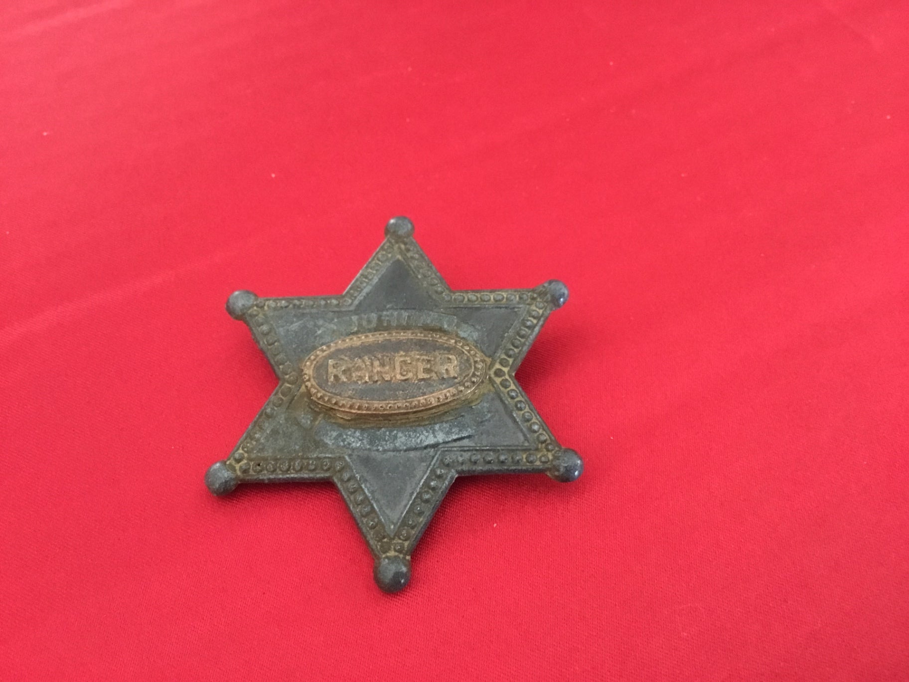 Vintage, Junior Ranger star badge