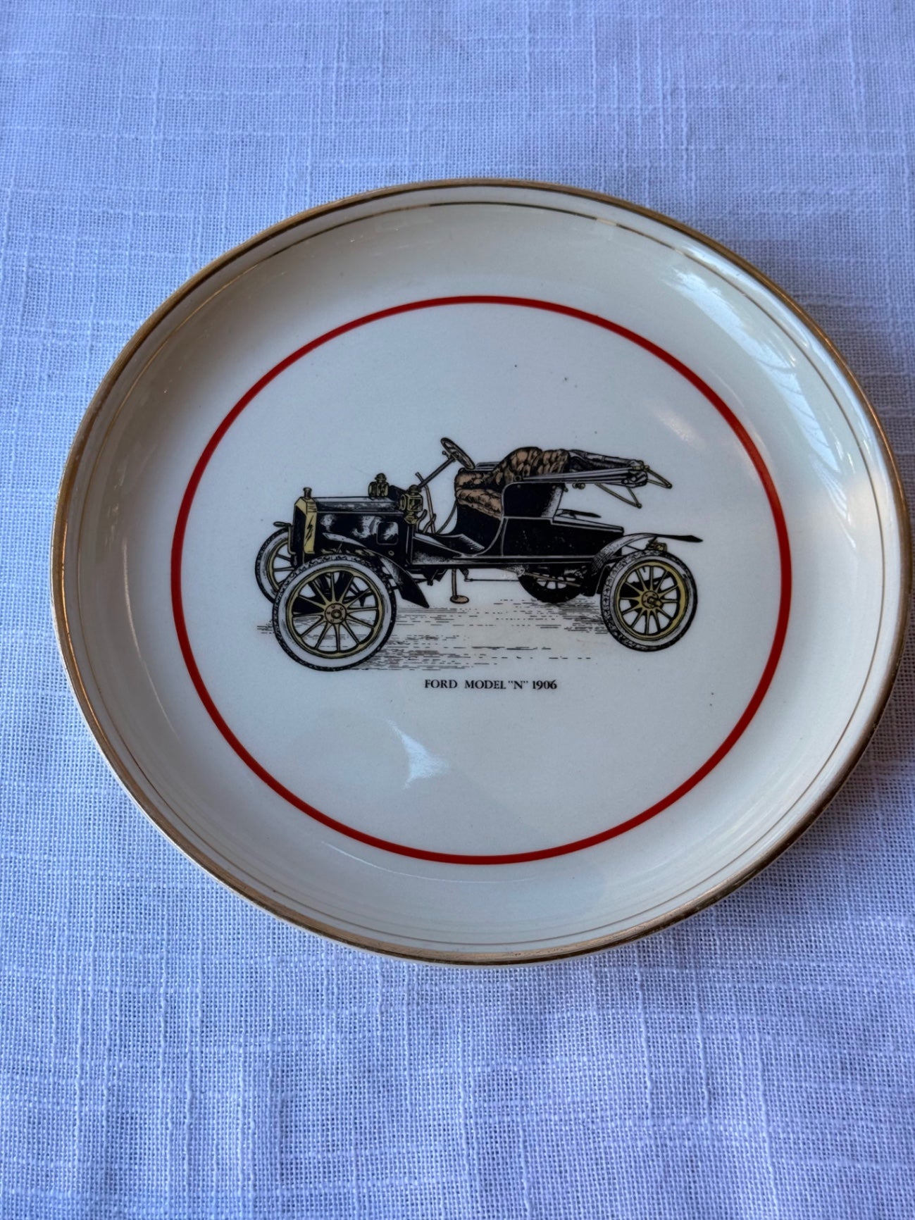 Vintage Hyalyn Porcelain 1906 Ford Model "N" Antique Auto Coaster / Small Trinket Dish