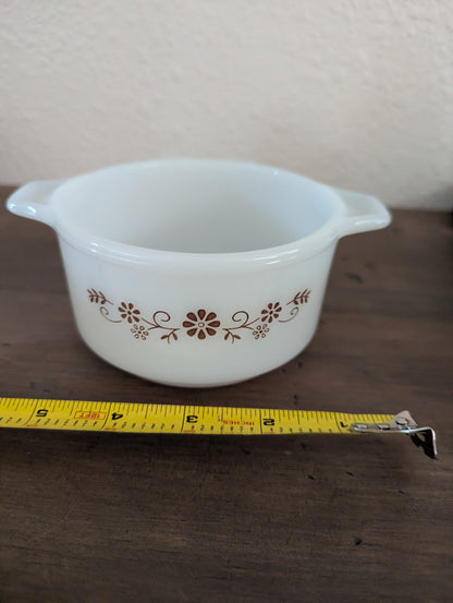 Vtg. Dynaware Pyr-o-Rey Milk Glass Mini Casserole Dish