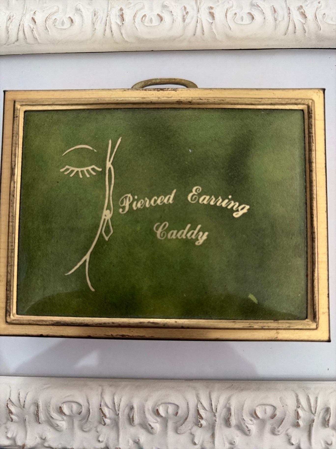 Vintage travel earring holder/storage