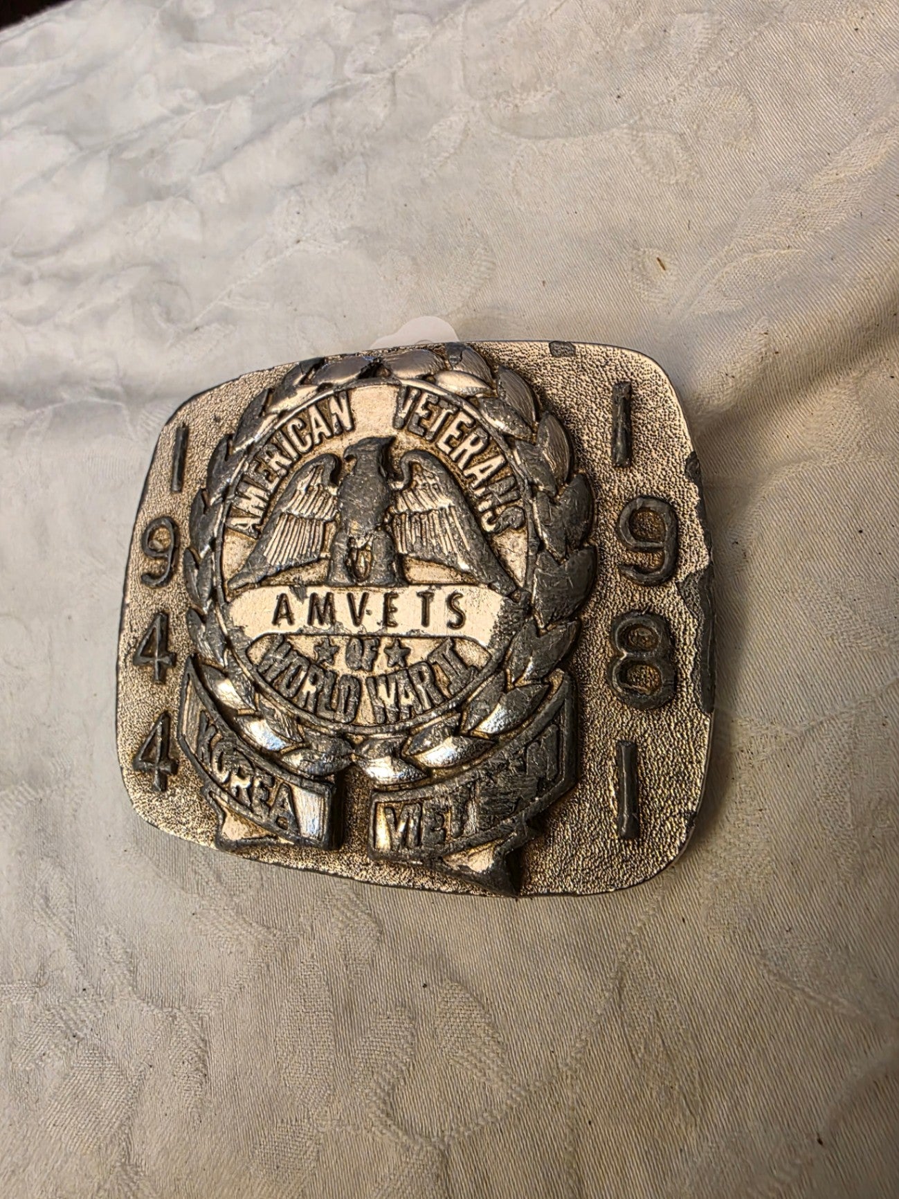 AMVETS 1994-1981 BELT, BUCKLE COMMEMORATIVE.