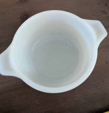 Vtg. Dynaware Pyr-o-Rey Milk Glass Mini Casserole Dish