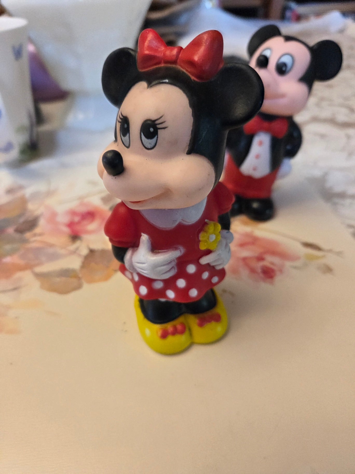 MINNIE BUBBLE BOTTLE
