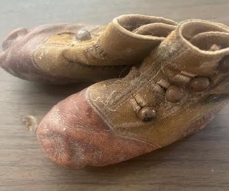Antique Child's Shoes 