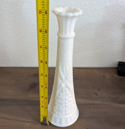 Vtg. Anchor Hocking Star & Bars Milk Glass Vase 
